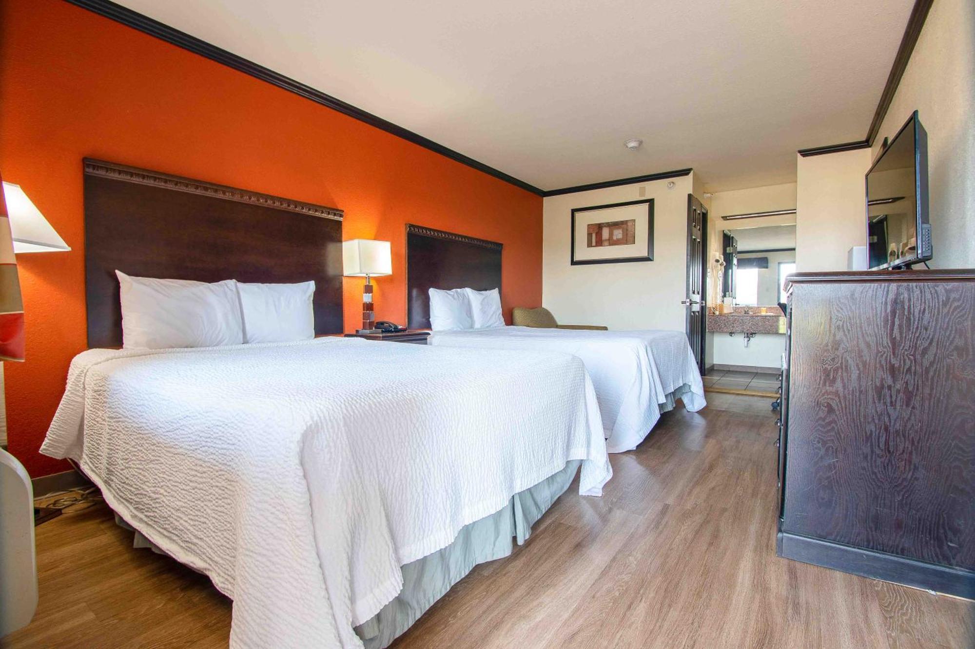 Days Inn By Wyndham Oklahoma City/Moore Екстериор снимка