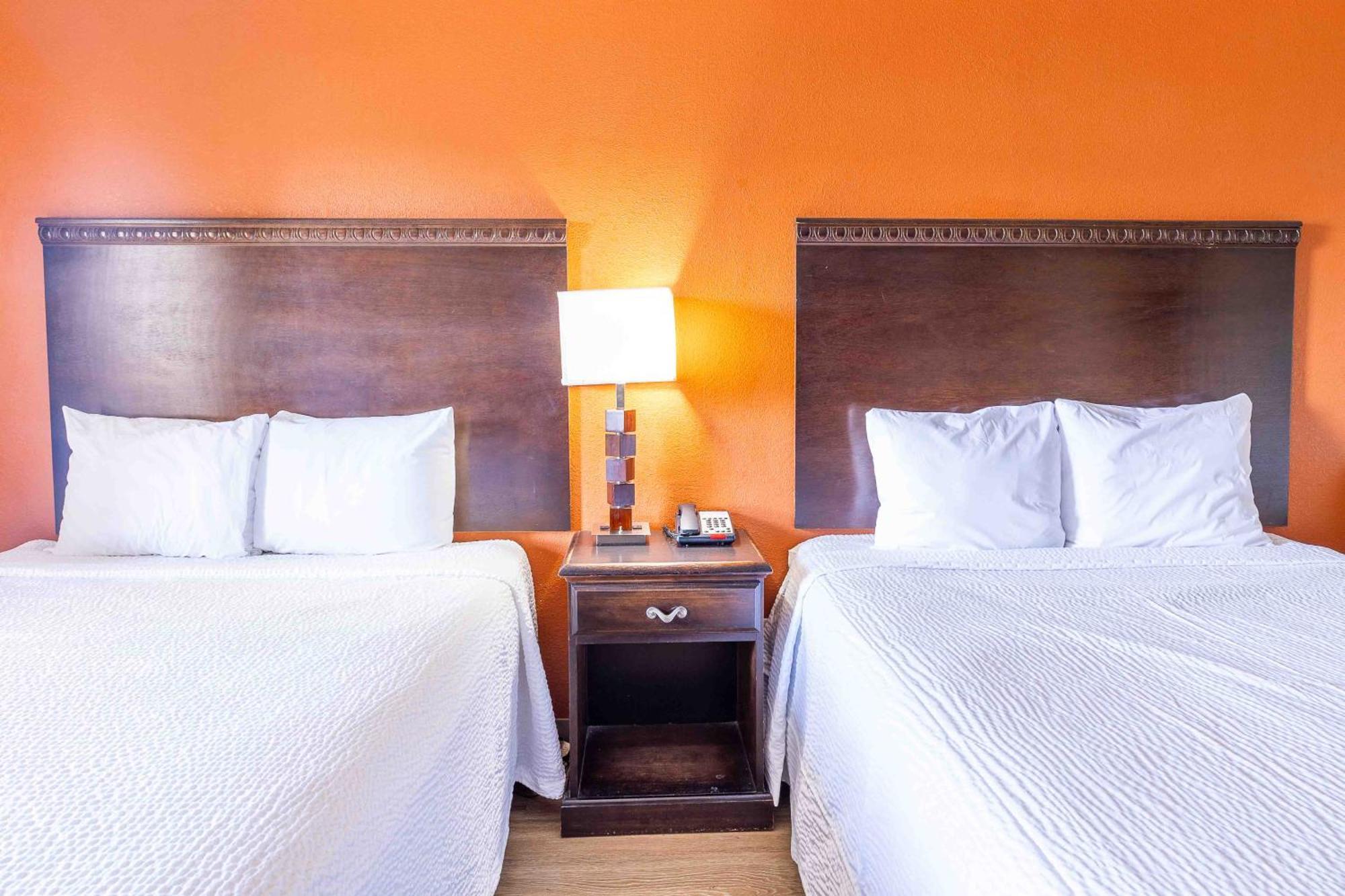 Days Inn By Wyndham Oklahoma City/Moore Екстериор снимка